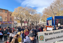 El vecindario de Criptana se lanza a la plaza para oponerse frontalmente a la instalación de plantas de biometano y macrogranjas