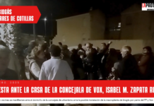 Protestan ante la vivienda de la concejala de Urbanismo de Vox en Las Torres de Cotillas