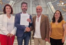 Víctor Egío se despide de la Asamblea Regional y cede el testigo al excoordinador de IUVRM, José Luis Álvarez-Castellanos