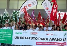 Cientos de trabajadores y trabajadoras del SMS reclaman un “Estatuto Marco para avanzar” que ponga en valor a profesionales y pacientes