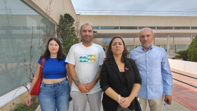 De izq. a Der.: Laura Carrillo (Resp. Red de Jóvenes IUVRM), Jonathan Yuste (Resp. Red de Salud IUVRM), Penélope Luna (Coordinadora Regional IUVRM), Jose Luis Álvarez-Castellanos (Diputado IUVRM) | Foto: Dominic D. Skerrett
