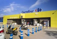 Boicot a Carrefour en Murcia por su complicidad con el apartheid israelí y el genocidio del pueblo palestino