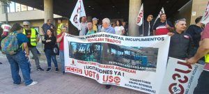 Protesta de conductores de autobús en Murcia / Dominic D. Skerrett