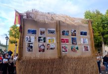 El Ayuntamiento de Blanca subvenciona una carroza que insulta al PSOE: cuando la burla política se paga con dinero público