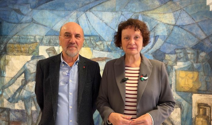 El diputado de IU, Jose Luis Álvarez-Castellanos, junto a la portavoz parlamentaria, María Marín | IU - Podemos El diputado de IU, Jose Luis Álvarez-Castellanos, junto a la portavoz parlamentaria, María Marín | IU - Podemos