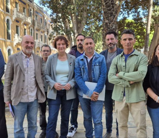 IU-Verdes y Podemos reclaman a López Miras en la Asamblea Regional que devuelva a manos públicas un servicio esencial frente a la emergencia climática