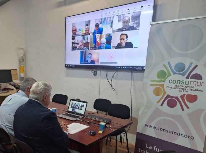 Reunión con el Director General del Sector Ferroviario del Ministerio de Transportes y Movilidad Sostenible, Carlos María Juárez Colera | Foto: Consumur Reunión con el Director General del Sector Ferroviario del Ministerio de Transportes y Movilidad Sostenible, Carlos María Juárez Colera | Foto: Consumur