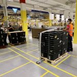 Amazon en Murcia: la huelga que desafía al monstruo global de la explotación Imagen promocional de la inauguración del centro logístico de Amazon en Murcia