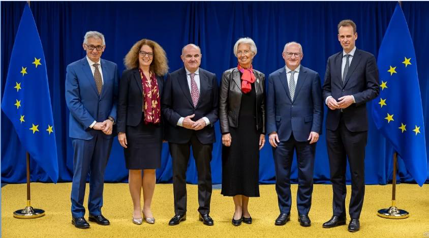 Comité ejecutivo del Banco Central Europeo, los que quieren imponer el €d