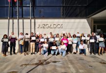 CCOO denuncia el abandono de los Tribunales de Instancia en la Región de Murcia por parte del Ministerio de Justicia Personal de los Juzgados de Cieza se concentran a las puertas de la sede judicial | CCOO
