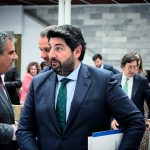 El Sindicato de Vivienda de Murcia denuncia la denegación masiva del Bono Alquiler Joven y acusa al Gobierno regional de abandonar a la juventud trabajadora El Presidente Autonómico Fernando López Miras en la sesión de envestidura en 2023 | Dominic D. Skerrett