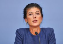 Sahra Wagenknecht renuncia a la presidencia del BSW para “apostar por la estrategia y los valores fundamentales” del partido Sahra Wagenknecht anunciando su retirada de la presidencia del partido | Foto: BSW.