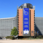 Grupos ecologistas denuncian la escasa ambición de la Ley de Restauración de la Naturaleza en los estados miembros de la UE Edificio Berlaymont, sede de la Comisión Europea, en Bruselas, Bélgica | Wikipedia