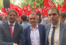 IU reclama a Educación que “garantice el acceso universal a la educación superior” y “refuerce las universidades públicas” frente al “abuso de derecho” del PP en su apoyo a las privadas De Izq. a Der. - los diputados de IU, Francisco Sierra, Enrique Santiago y Toni Valero | IU