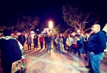 Archena mantiene viva la solidaridad con Palestina en la concentración mensual más constante de la Región de Murcia