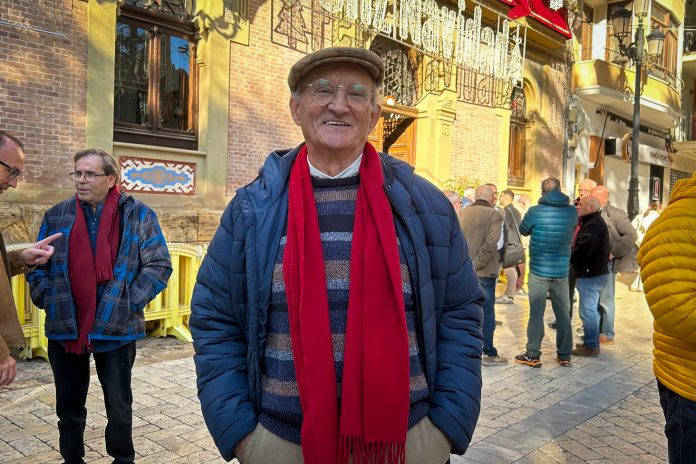 El histórico ambientalista, Pedro Costa Morata, ante el Ayuntamiento de Águilas, tras el pleno municipal de esta mañana | Dominic D. SkerrettEl histórico ambientalista, Pedro Costa Morata, ante el Ayuntamiento de Águilas, tras el pleno municipal de esta mañana | Dominic D. Skerrett El histórico ambientalista, Pedro Costa Morata, ante el Ayuntamiento de Águilas, tras el pleno municipal de esta mañana | Dominic D. Skerrett