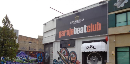 Fachada de la Sala Garage Beat Club donde tendrá lugar el Festival Solidario X Gaza | Murciocio