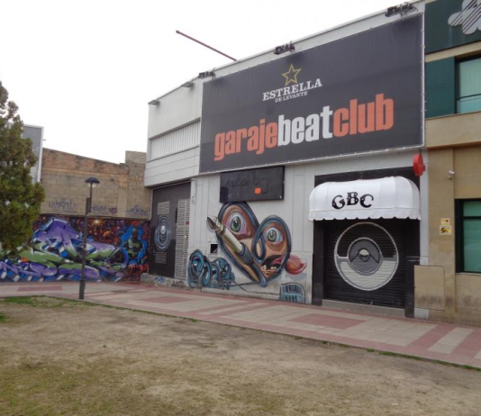 “Murcia despierta!”: la cultura se moviliza este viernes por Gaza con una jornada musical solidaria Fachada de la Sala Garage Beat Club donde tendrá lugar el Festival Solidario X Gaza | Murciocio