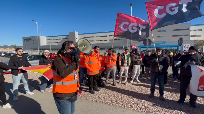 Fotografía de archivo de las jornadas de huelga en Amazon RMU1 mantenidas en noviembre | Dominic D. Skerrett Fotografía de archivo de las jornadas de huelga en Amazon RMU1 mantenidas en noviembre | Dominic D. Skerrett