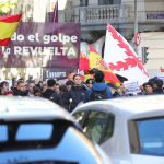 La pugna interna en la ultraderecha entre Vox y Revuelta desvela una estafa por las donaciones de la DANA Movilización ultraderechista en Ferraz convocada por la Asociación Juvenil Revuelta | X