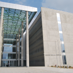 CCOO denuncia la situación caótica causada por la implantación de los Tribunales de Instancia en las localidades de Lorca, Cartagena y Murcia imagen de archivo de la fachada principal de la ciudad de la justicia en Murcia