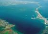 IU-Verdes considera una “nueva chapuza” del gobierno regional el avance del plan de ordenación territorial de la cuenca vertiente del Mar Menor y pide su retirada Toma aérea del Mar Menor | CARM