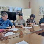 Firma del Convenio Colectivo de la Madera 2026-2027 en la Región de Murcia: la negociación colectiva protege a 7.700 trabajadores y trabajadoras Representantes sindicales y de la patronal maderera firmando el documento de preacuerdo | CCOO Habitat