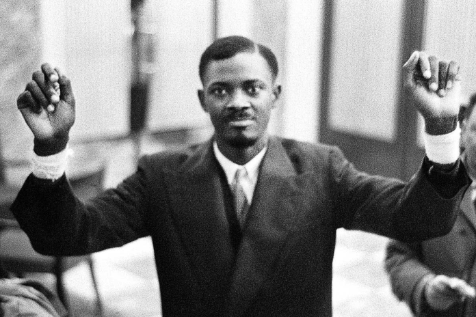 Patrice Lumumba en Bruselas, 26 de enero de 1960 | Nationaal Archief NL, Harry Pot