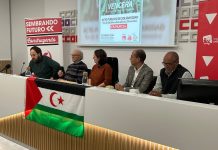 IU-Verdes y el PCRM celebran un acto en Murcia junto al Frente Polisario en defensa de la autodeterminación del Sáhara Occidental De izq. a der. - Alfonso Lucas Muñoz (PCRM), Pedro Costa Morata (Periodista y politólogo), Penélope Luna (IUVRM), Salamu Hamudi Bachri (Frente Polisario) y Omar Brahim (Frente Polisario-RM) | Foto: Dominic D. Skerrett