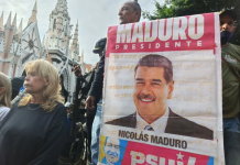 El pueblo venezolano se moviliza en clave de Unidad Nacional, frente a la agresión imperialista Un manifestante porta la imagen del Presidente Nicolás Maduro | Foto: teleSUR