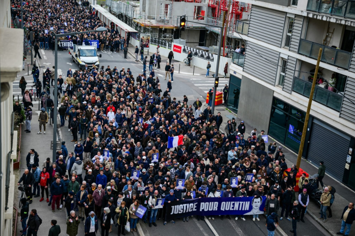 Manifestación fascista en Lyon | Foto: @BFMTV (X)