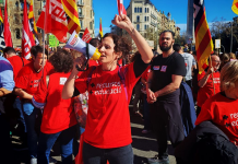 Movilización masiva de docentes catalanes hoy en huelga luchando por mejores condiciones laborales, reducción de burocracia y más recursos para los centros públicos Miles de docentes movilizadas en Cataluña | PCTC