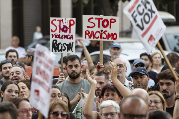 Manifestación en Murcia contra el racismo. Foto: EFE / MARCIAL GUILLÉN