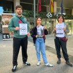 BDS presenta en Murcia la campaña internacional de boicot a la farmacéutica israelí Teva Miembros del BDS esta mañana frente el Hospital Universitario Reina Sofía | Dominic D. Skerrett