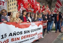 CCOO y UGT se concentran frente al Hospital Mesas del Castillo para exigir la renovación del convenio de la sanidad privada tras 15 años de bloqueo Movilización sindical de este martes, 10 de febrero, a las puertas del Hospital privado Mesas del Castillo | CCOO