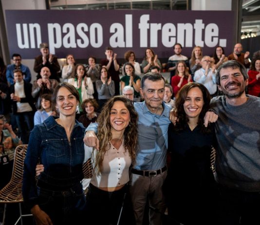 Nace ‘Un paso al frente’, la alianza que busca recuperar la voz de la mayoría social frente a la derecha y la extrema derecha Evento en el Círculo de Bellas Artes de Madrid de 'Un paso al frente' (IU)