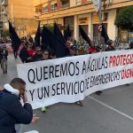 Los bomberos de Águilas se manifiestan en el Carnaval para exigir los recursos prometidos ante las falsas expectativas generadas por el Gobierno Regional de López Miras Los bomberos del CEIS de Águilas desfilando durante el carnaval del pasado viernes | Captura de pantalla - La Actualidad RM