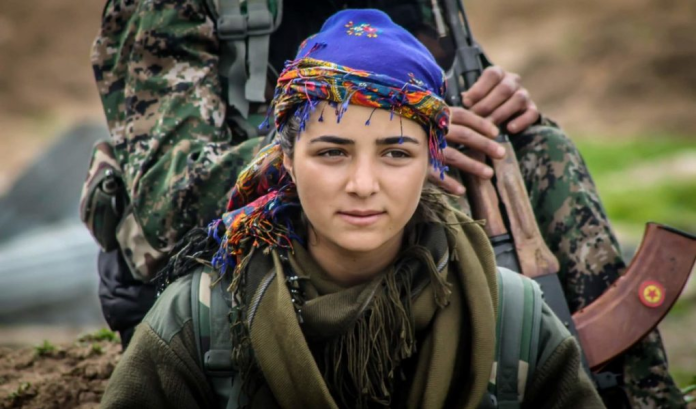 Combatiente revolucionaria de Rojava: mujeres que derrotaron al ISIS, hoy abandonadas por la comunidad internacional mientras vuelve a crecer la amenaza yihadista | Women Defend Rojava