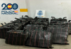 Agentes policiales aparecen implicados en cuatro de los diez mayores alijos de cocaína incautados en España Imagen de archivo de una incautación de más de una tonelada de cocaína oculta en un contenedor procedente de Sudamérica | Policía Nacional