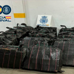 Agentes policiales aparecen implicados en cuatro de los diez mayores alijos de cocaína incautados en España Imagen de archivo de una incautación de más de una tonelada de cocaína oculta en un contenedor procedente de Sudamérica | Policía Nacional