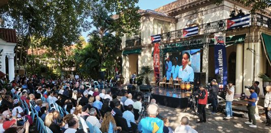 Asiste Díaz-Canel a acto de bienvenida del convoy Nuestra América