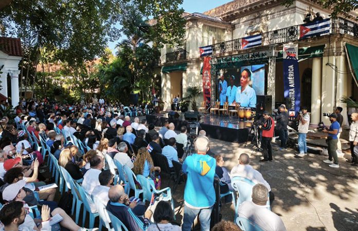 Asiste Díaz-Canel a acto de bienvenida del convoy Nuestra América