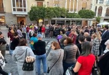 El bloque antirracista del 8M en Murcia llama a un feminismo “sin fronteras ni silencios” frente al racismo, el colonialismo y las exclusiones.
