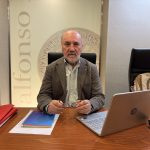 IU-Verdes saca adelante por unanimidad su moción para ampliar plazas públicas de Educación Secundaria en Puerto Lumbreras Foto de archivo del diputado regional de IU-Verdes durante una Comisión | GPM