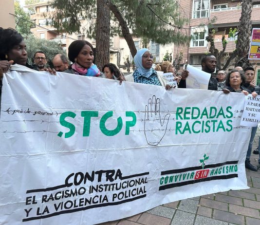 El barrio del Carmen (Murcia) acoge una protesta contra el racismo policial y las redadas por perfil étnico