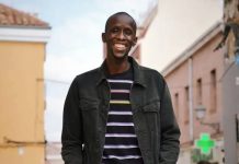 Detenido Serigne Mbaye en Madrid tras una intervención policial denunciada como racista