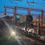 Bloqueado en Pisa un tren con material militar destinado a ser embarcado rumbo a Israel Material militar con destino a israel bloqueado sobre las vías | Foto.- Unione Sindacale di Base