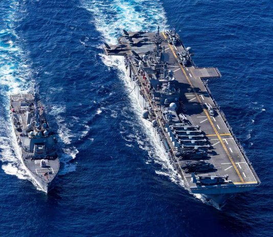 Irán contra la alargada sombra naval: la silenciosa amenaza de la flota norteamericana