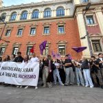 Cientos de estudiantes de Secundaria y Bachillerato recorren el centro de Murcia en la huelga feminista estudiantil