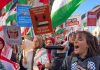 Miles de personas se movilizan en Berlín en solidaridad con el pueblo palestino Una manifestante encabezando la movilización de ayer en Berlín | Captura de pantalla de video de @Ryad.Aref en Ig.